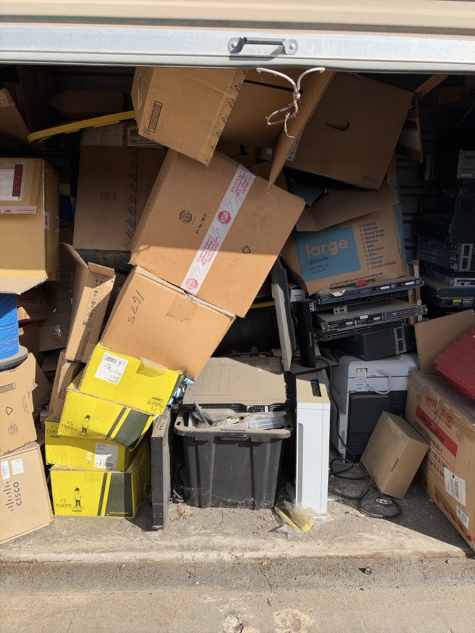 10 x 5 storage unit in Centennial, CO