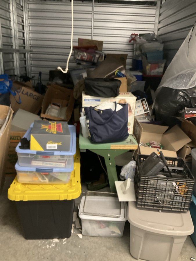 10 x 15 storage unit in Aurora, CO