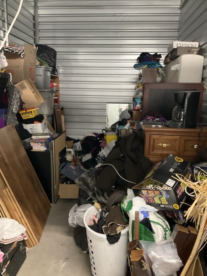 10 x 15 storage unit in Aurora, CO