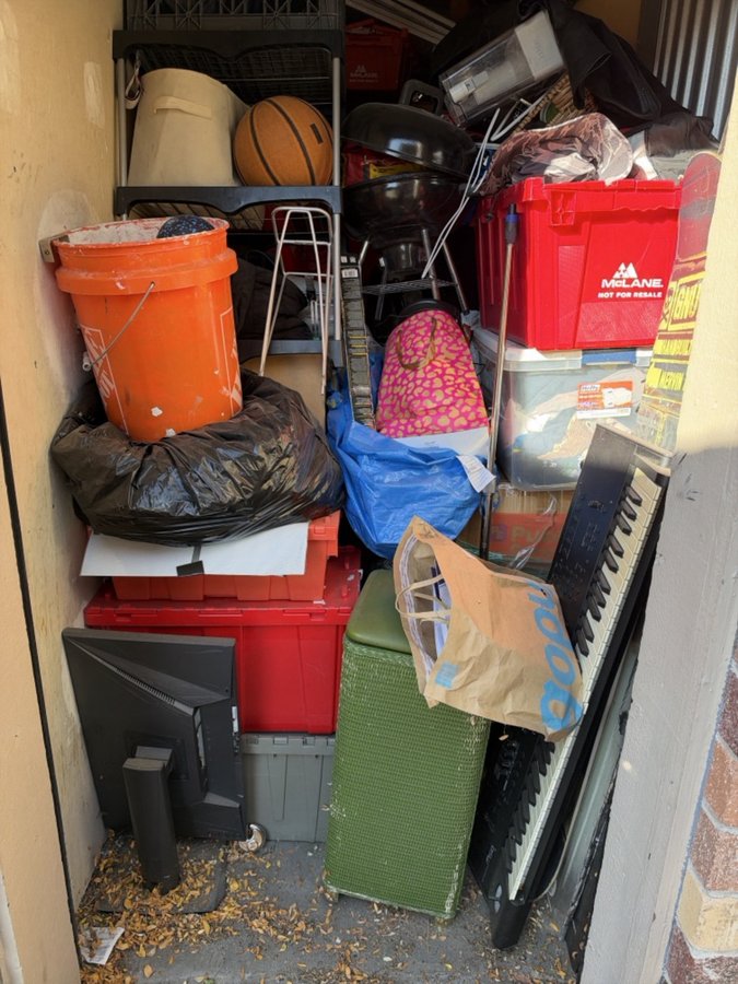 5 x 10 storage unit in Aurora, CO