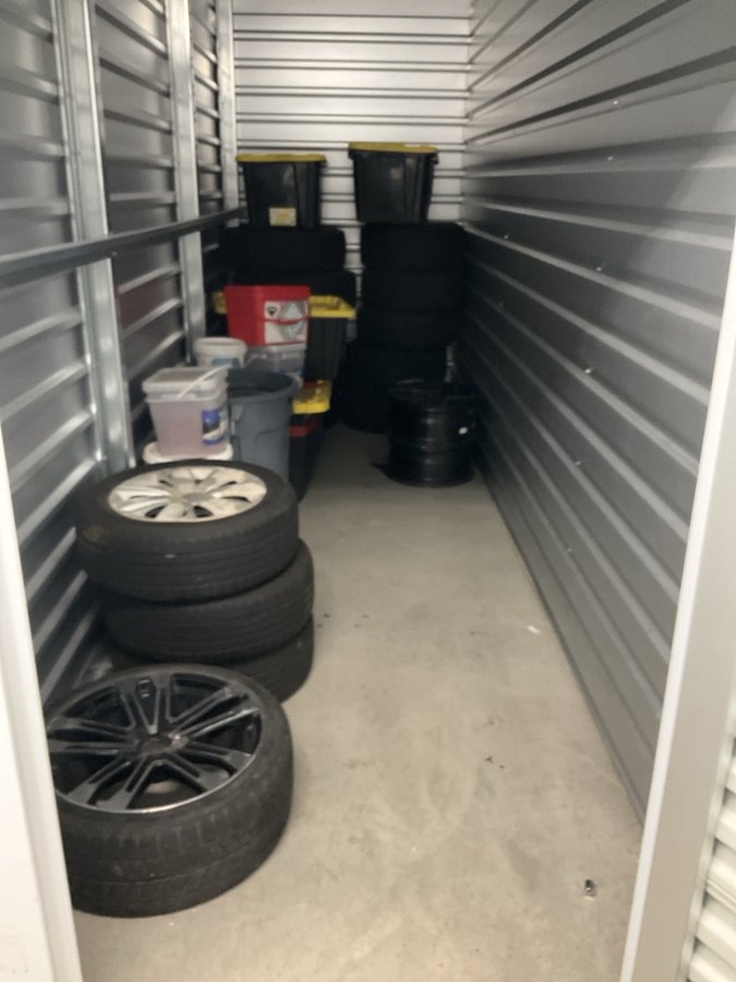 5 x 15 storage unit in Aurora, CO