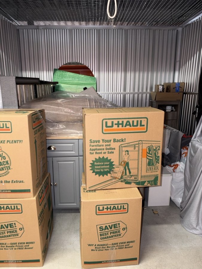 10 x 10 storage unit in Denver, CO