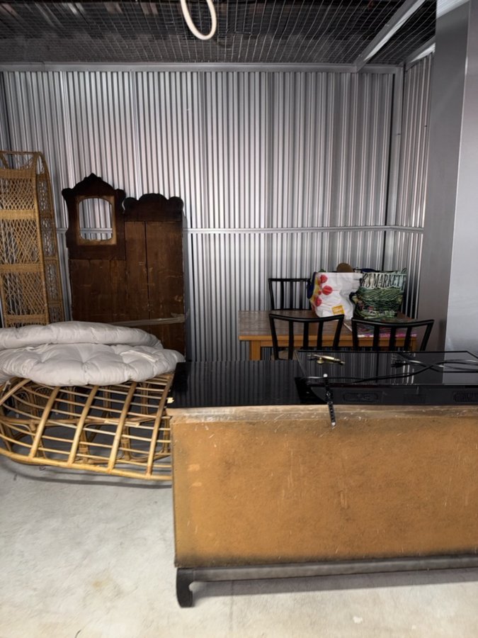 10 x 10 storage unit in Denver, CO