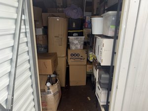 11 x 13 storage unit in Los Angeles, CA