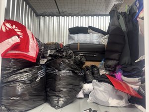 5 x 4 storage unit in Los Angeles, CA