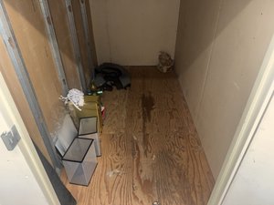 5 x 10 storage unit in Glendale, CA