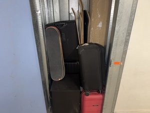 3 x 3 storage unit in Los Angeles, CA