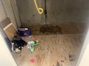 10 x 15 storage unit in Glendale, CA