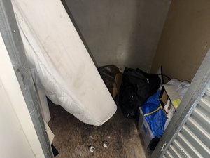 5 x 10 storage unit in Los Angeles, CA