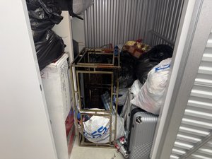 5 x 5 storage unit in Los Angeles, CA