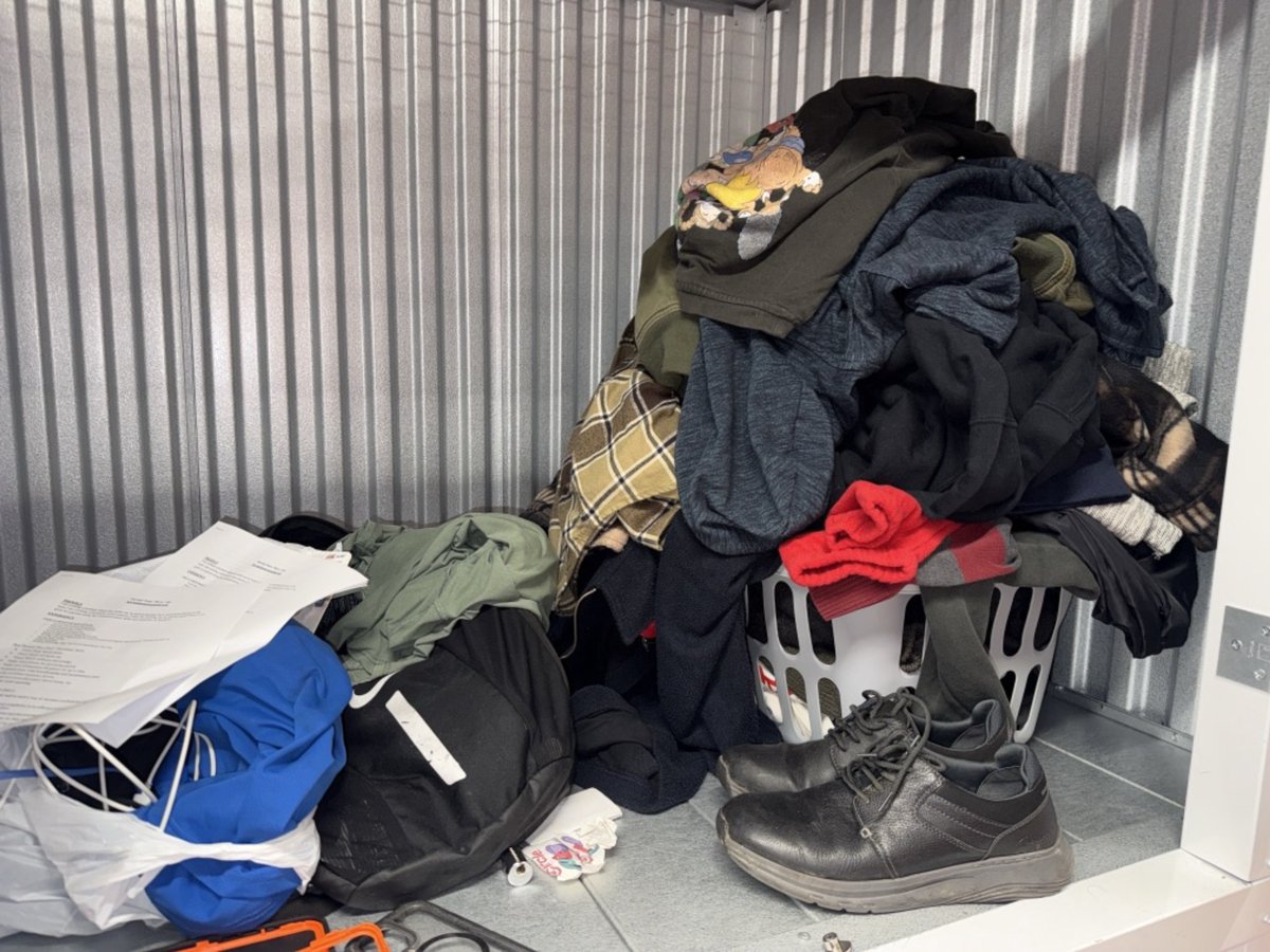 5 x 4 storage unit in Los Angeles, CA