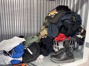 5 x 4 storage unit in Los Angeles, CA