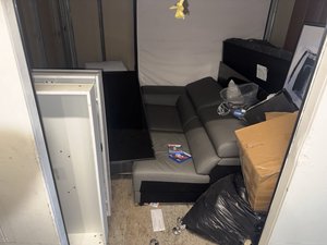 10 x 10 storage unit in Los Angeles, CA