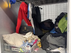 5 x 4 storage unit in Los Angeles, CA