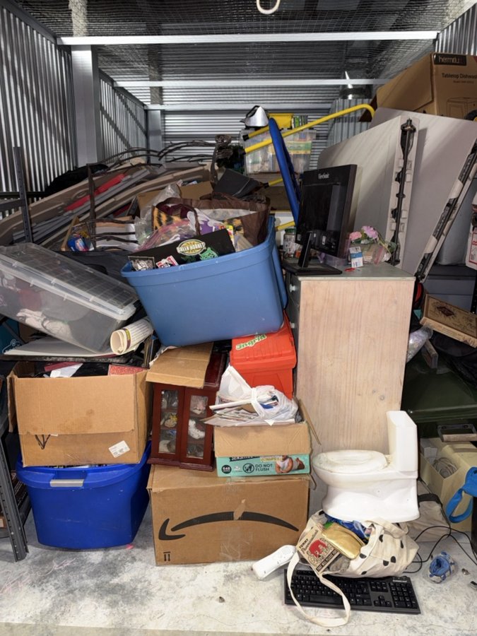 10 x 20 storage unit in Denver, CO