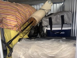 5 x 4 storage unit in Glendale, CA