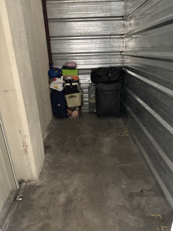 5 x 10 storage unit in Denver, CO