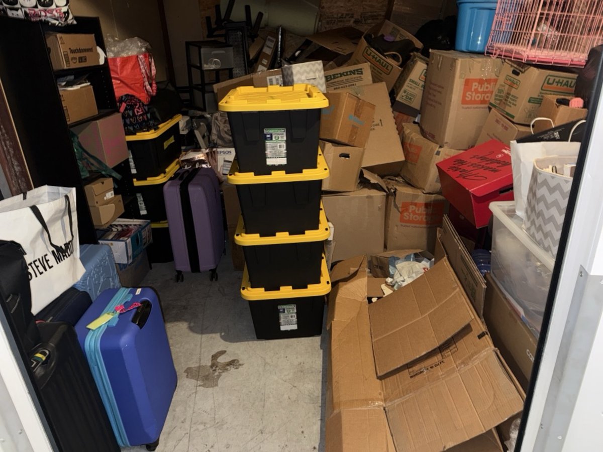 15 x 15 storage unit in Inglewood, CA