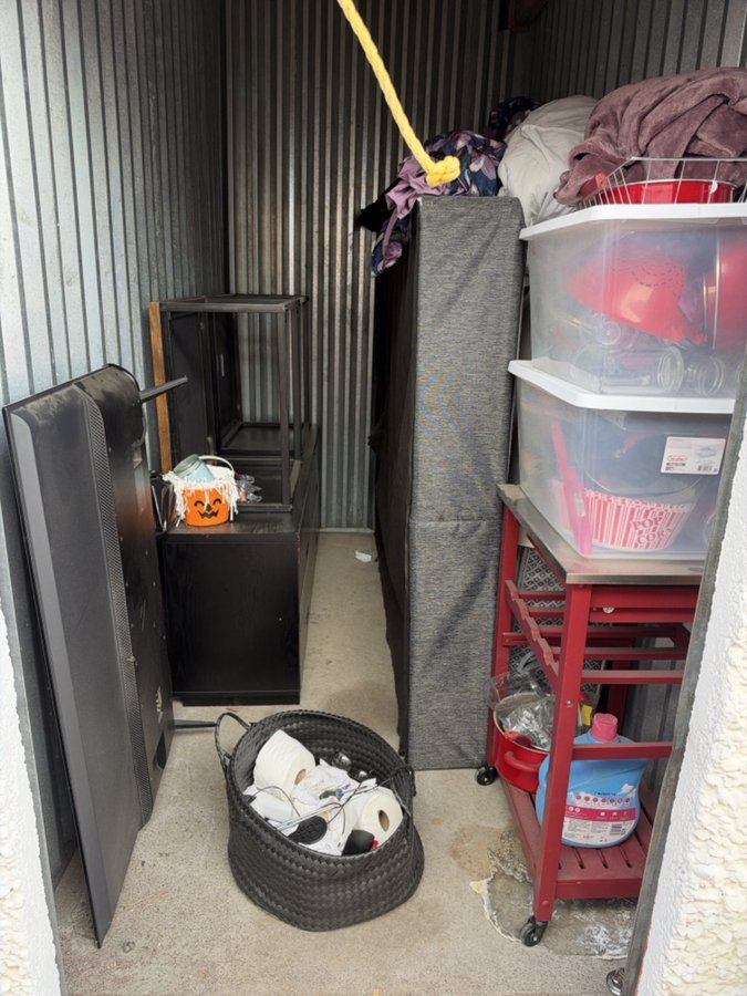 5 x 10 storage unit in Denver, CO