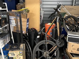 10 x 10 storage unit in Lakewood, CO
