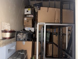 10 x 10 unit in Los Angeles