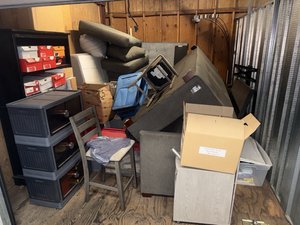 10 x 15 storage unit in Culver City, CA