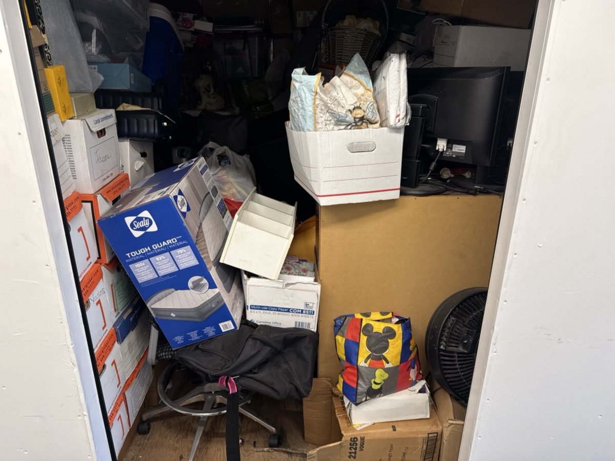 7 x 10 storage unit in Inglewood, CA