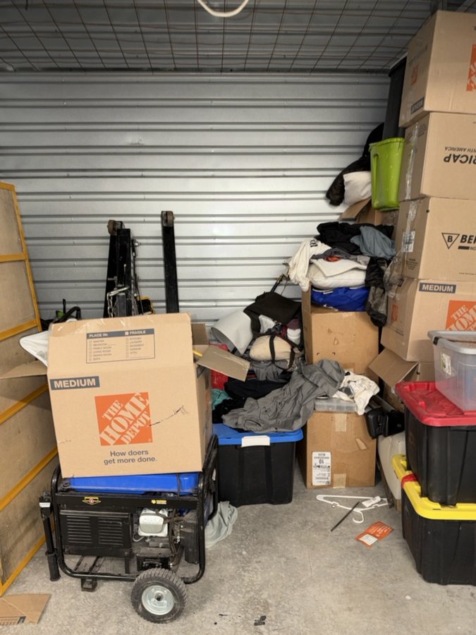 10 x 5 storage unit in Lakewood, CO