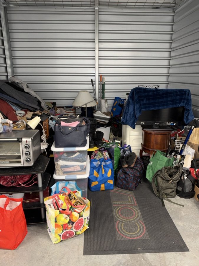 10 x 10 storage unit in Lakewood, CO