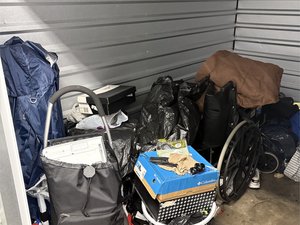 10 x 10 storage unit in Bronx, NY