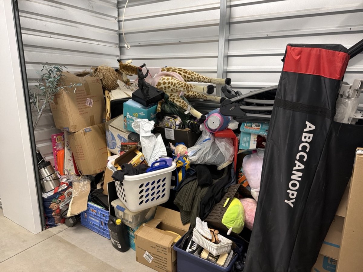 10 x 5 storage unit in Englewood, CO