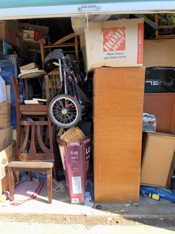 10 x 20 storage unit in Lone Tree, CO