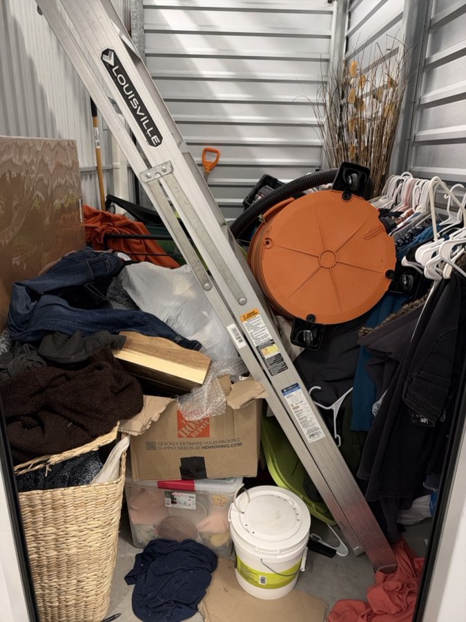 5 x 10 storage unit in Englewood, CO