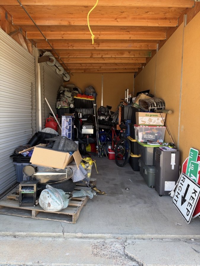 10 x 20 storage unit in Littleton, CO