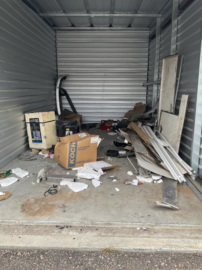 10 x 20 storage unit in Englewood, CO