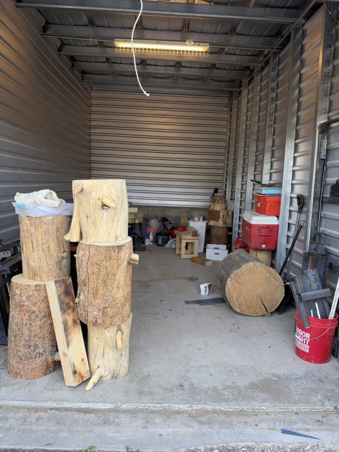 10 x 20 storage unit in Englewood, CO