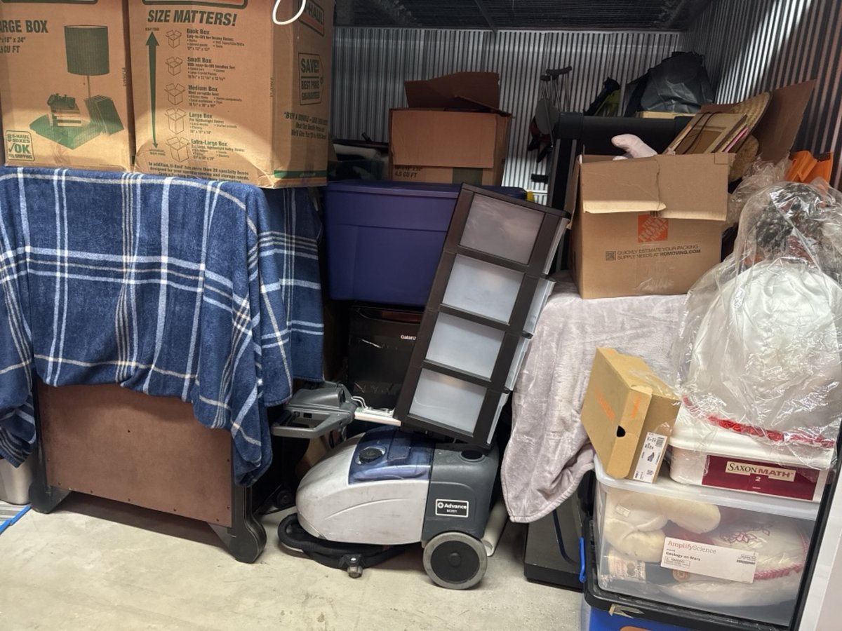 10 x 15 storage unit in Denver, CO