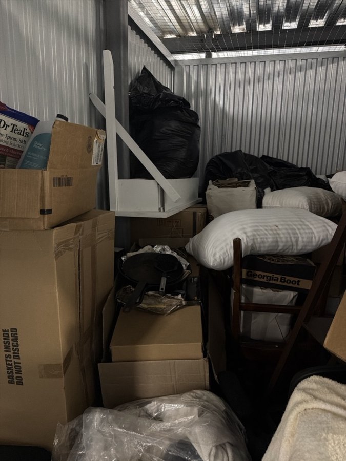 10 x 10 storage unit in Cape Coral, FL