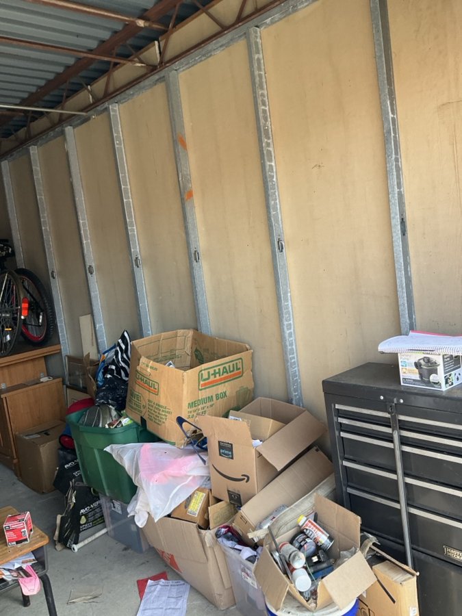 10 x 20 storage unit in Williamsville, NY
