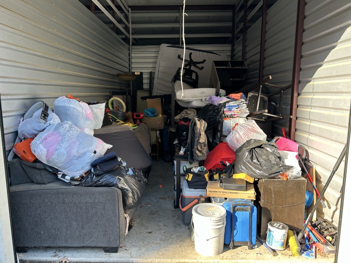 10 x 20 storage unit in Suwanee, GA