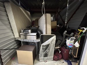 10 x 15 storage unit in Suwanee, GA
