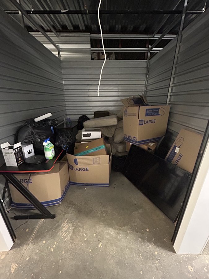 15 x 10 storage unit in Lawrenceville, GA