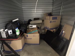 15 x 10 storage unit in Lawrenceville, GA