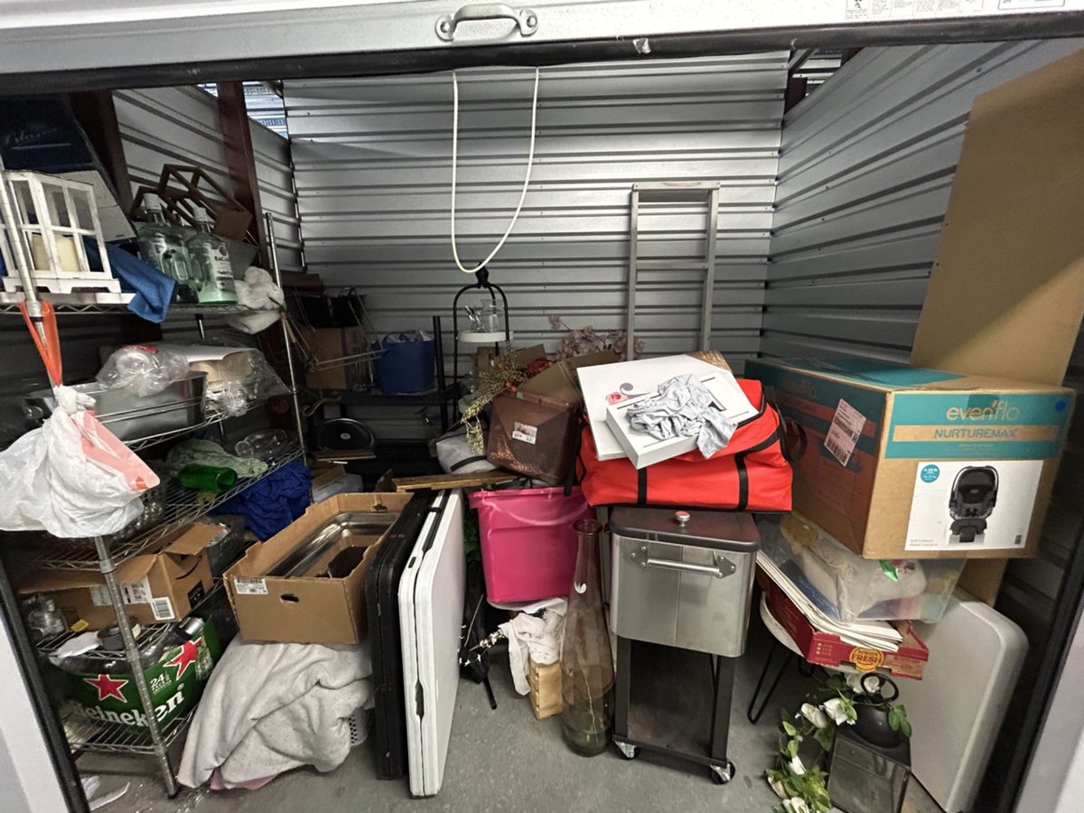 10 x 8 storage unit in Lawrenceville, GA