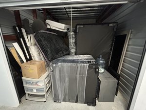 10 x 15 storage unit in Lawrenceville, GA