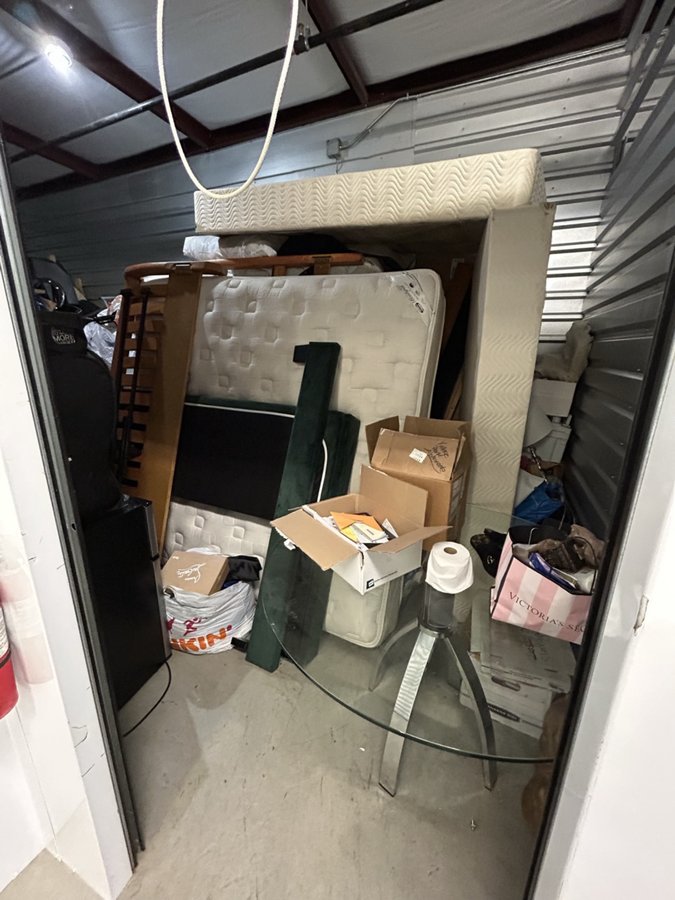 10 x 25 storage unit in Lawrenceville, GA