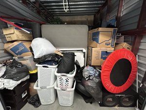 10 x 15 storage unit in Lawrenceville, GA
