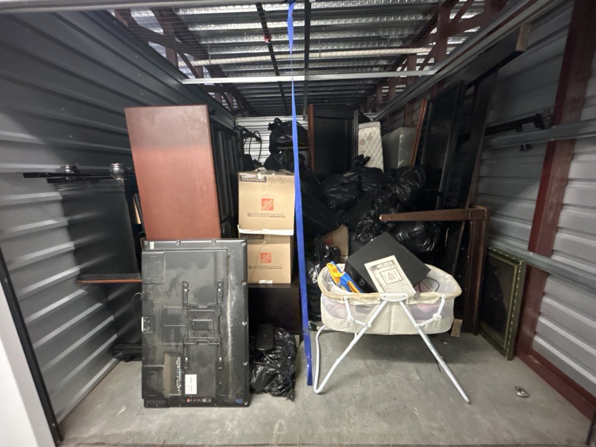 10 x 15 storage unit in Marietta, GA