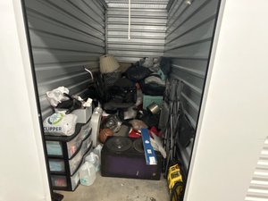 5 x 10 storage unit in Marietta, GA