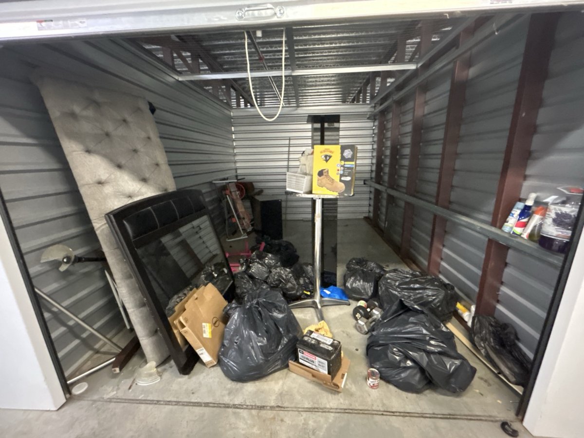 20 x 15 storage unit in Marietta, GA